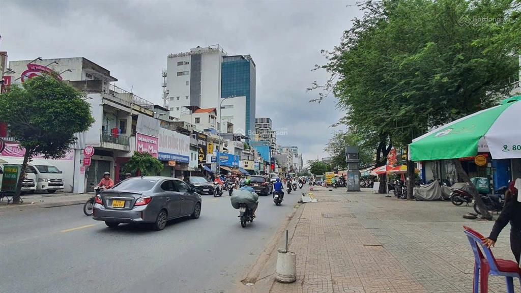 Hạ giá bán gấp  mặt tiền kinh doanh đường cách mạng tháng 8 giá chỉ 23.5 tỷ