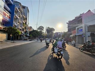 Nhà mặt tiền hùng vương quận 5 diện tích 3,7m x 17m lửng 2 lầu sân thượng giá 18,5 tỷ