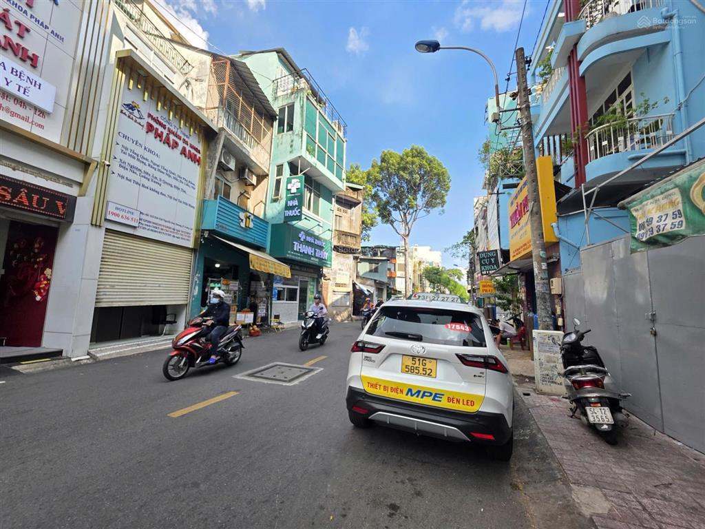 Building mặt tiền nguyễn duy dương ngay bệnh viện hòa hảo, khu vực kinh doanh sầm uất