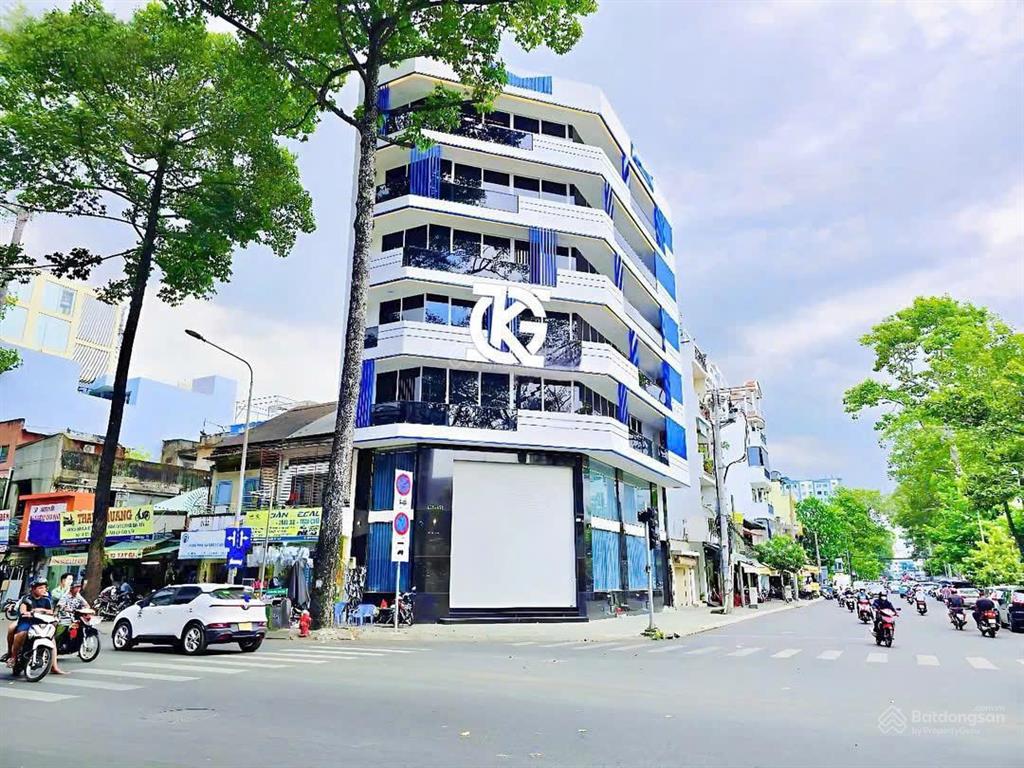 Bán tòa nhà góc 2mt nguyễn chí thanh  nguyễn kim, quận 10  hầm + 7 tầng giá giảm còn 125 tỷ