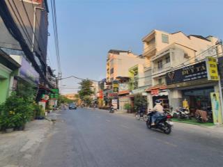 Mặt tiền trường sơn quận 10  dt 4 x 28m hđt 28tr/tháng  giá 23 tỷ