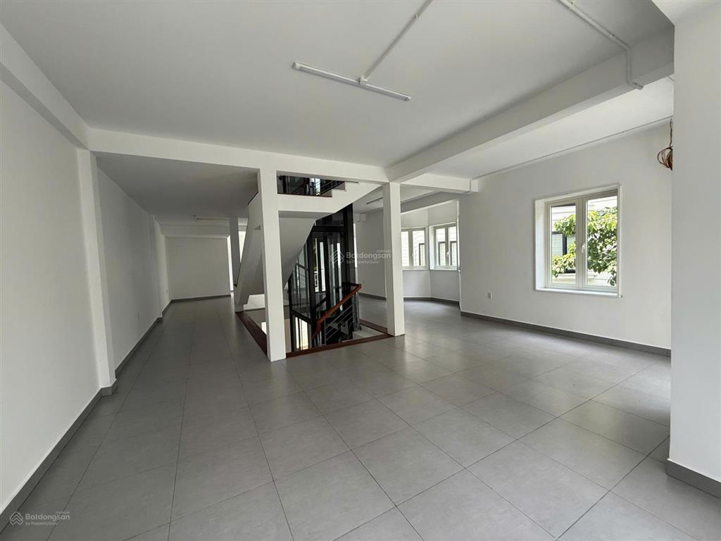 Cho thuê villa saigon pearl, diện tích 800m2, giá 135 triệu/tháng,  0913 212 ***