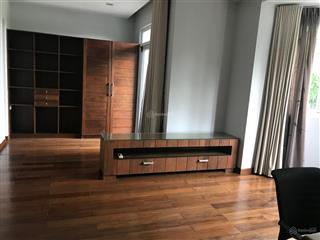 Cho thuê gấp biệt thự saigon pearl, làm văn phòng, dt 7x21m, giá 90 triệu/tháng,  0913 212 ***
