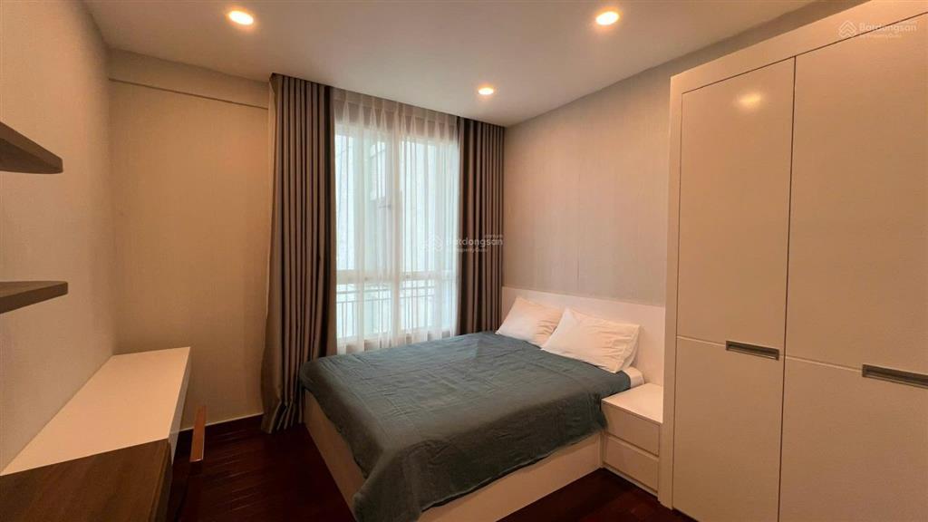 Cho thuê căn hộ chung cư tại nguyễn hữu cảnh, p 22, q.bình thạnh, hcm, 32 triệu, 157m2 giá tốt