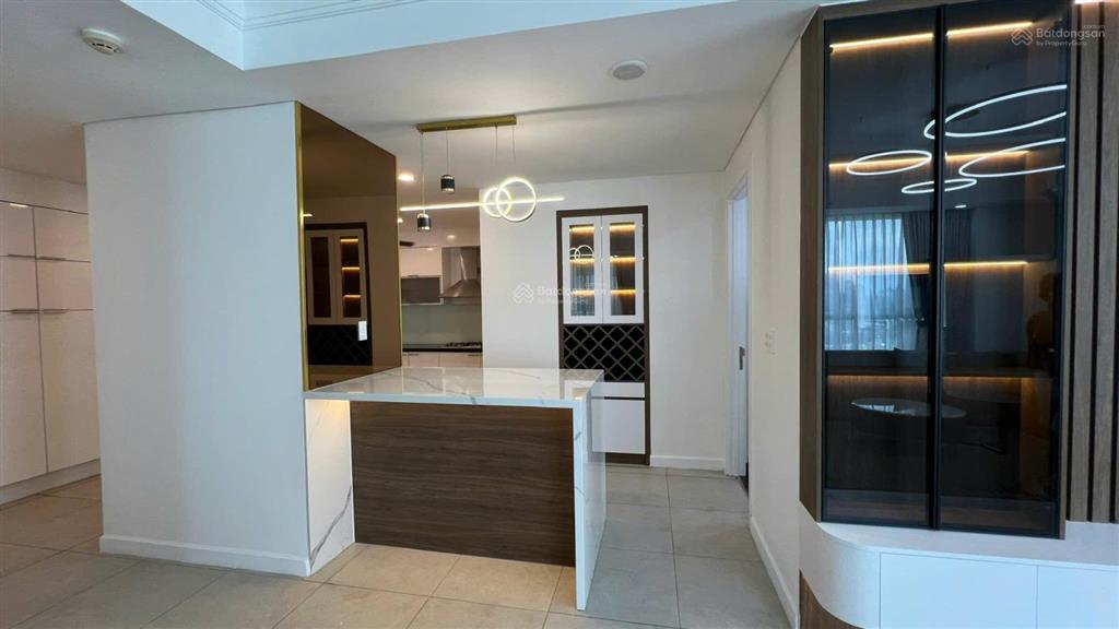 Cho thuê căn hộ chung cư tại nguyễn hữu cảnh, p 22, q.bình thạnh, hcm, 32 triệu, 157m2 giá tốt