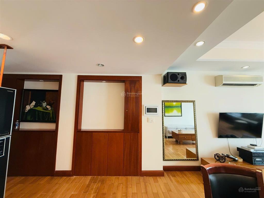 Cho thuê gấp căn hộ chung cư 81 m2, 20 triệu vnd tại quận bình thạnh
