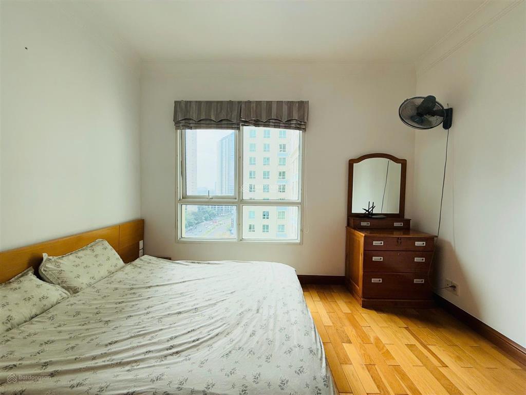 Cho thuê gấp căn hộ chung cư 81 m2, 20 triệu vnd tại quận bình thạnh