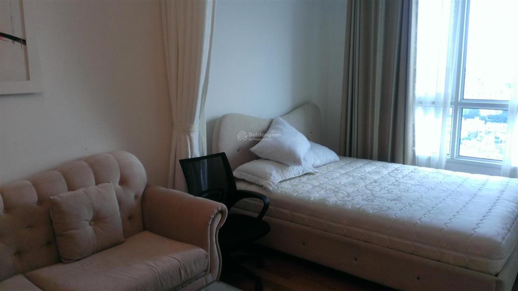 Bán căn hộ chung cư đẹp tại nguyễn hữu cảnh, 3,7 tỷ, 35,7m2, full nội thất,  0913 212 ***