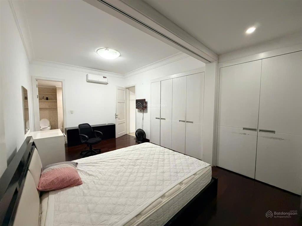 Cho thuê ch 3pn + 2wc, 124m2 tại the manor, 21 triệu vnd