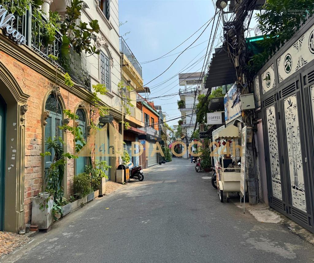 Tòa chdv góc 2mt hẻm xe hơi 8m lê văn sỹ ngang 16.5m dòng tiền 1.2 tỷ/năm giá 27.5 tỷ tl