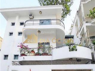 Bán nhà góc 2 mt nguyễn chí thanh, q5, ngang 8m  135m, 3 tầng, chỉ còn 30.8 tỷ thương lượng.