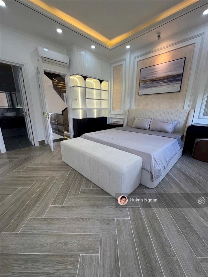 Bán nhà 4 lầu full nội thất cao cấp khu dân cư anh tuấn nhà bè giá 9tỷ800 dt 83m2.  0909 519 ***