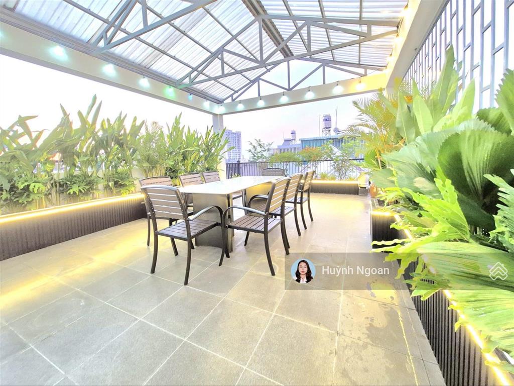 Bán nhà vườnxe hơi ngủ trong nhà hiếm có ngay khu công viên sài gòn mới dt 100m2 giá 7tỷ680tr 7pn