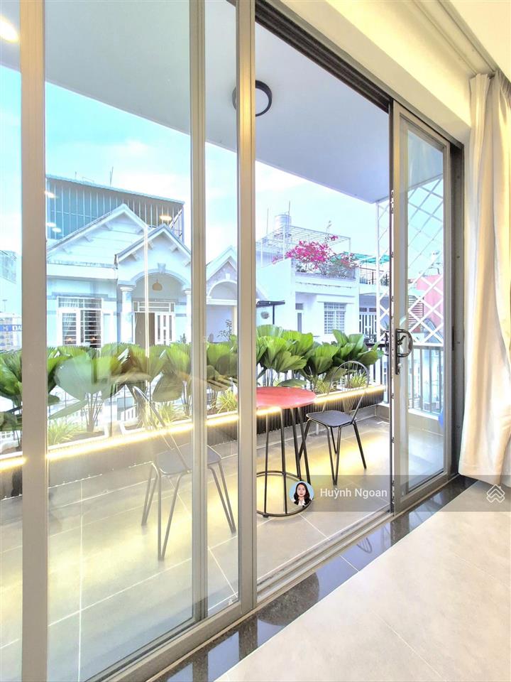 Bán nhà vườnxe hơi ngủ trong nhà hiếm có ngay khu công viên sài gòn mới dt 100m2 giá 7tỷ680tr 7pn