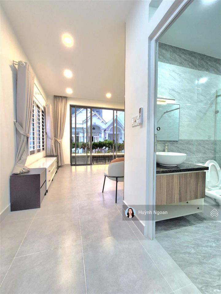 Bán nhà vườnxe hơi ngủ trong nhà hiếm có ngay khu công viên sài gòn mới dt 100m2 giá 7tỷ680tr 7pn