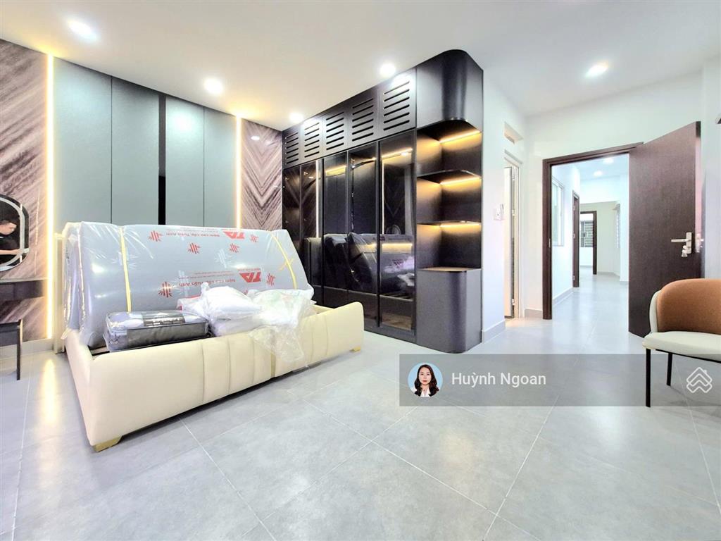 Bán nhà vườnxe hơi ngủ trong nhà hiếm có ngay khu công viên sài gòn mới dt 100m2 giá 7tỷ680tr 7pn