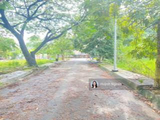 Bán đất nền biệt thự xây tự do kdc view sông thoáng mát dt 200m2 giá chỉ 8tỷ800. 0909 519 ***