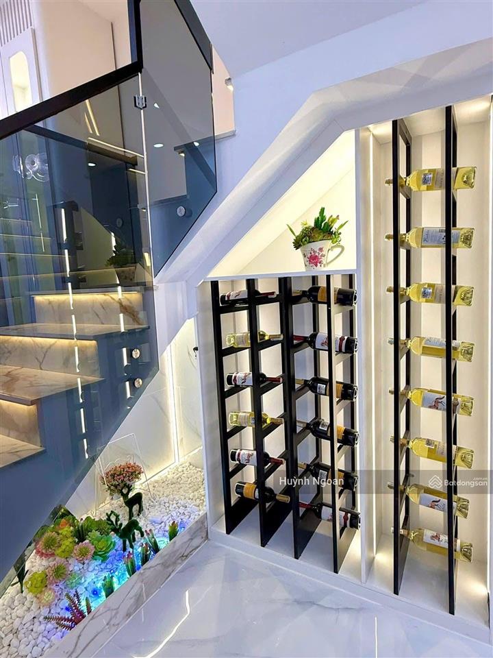 Bán nhà hẻm xe hơi đến nơi 2295 huỳnh tấn phát nhà bè nối khu sài gòn mới dt 76m2 giá 8tỷ600triệu.