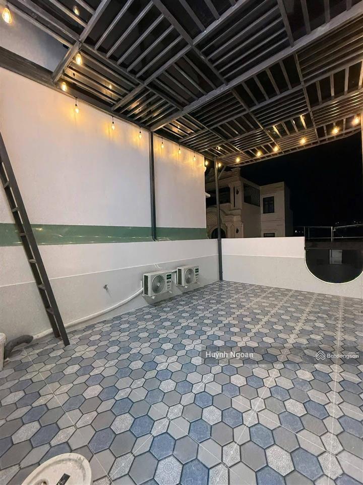 Bán nhà hẻm xe hơi đến nơi 2295 huỳnh tấn phát nhà bè nối khu sài gòn mới dt 76m2 giá 8tỷ600triệu.