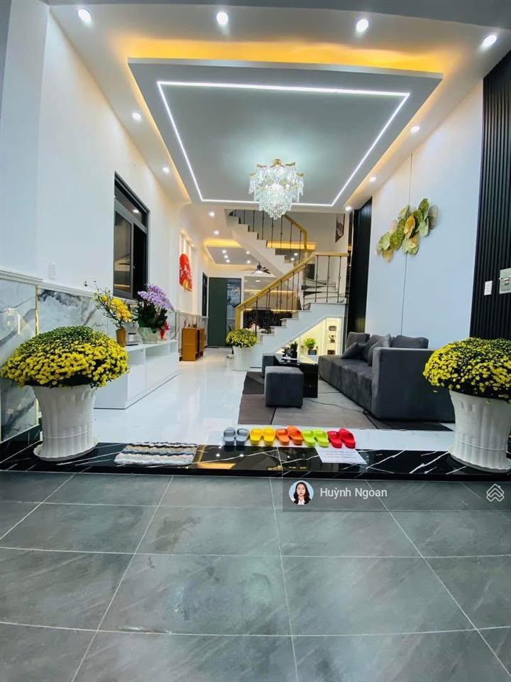 Bán nhà mới hoàn thiện hẻm 2174 huỳnh tấn pháttt nhà bè dt 52m2 giá chỉ 6tỷ350triệu. 0909 519 ***