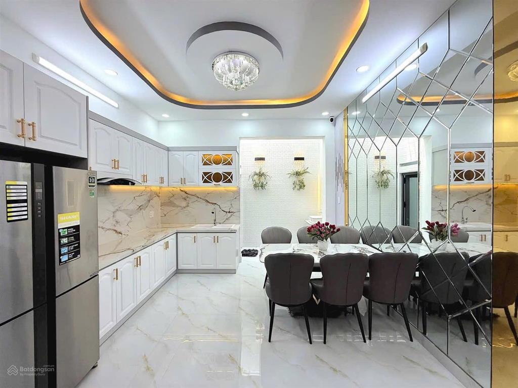 Bán nhà mặt tiền kinh doanh hẻm ôtô 1806, huỳnh tấn phát nhà bè dt 64m2 giá 8ty900tr.  0909 519 ***