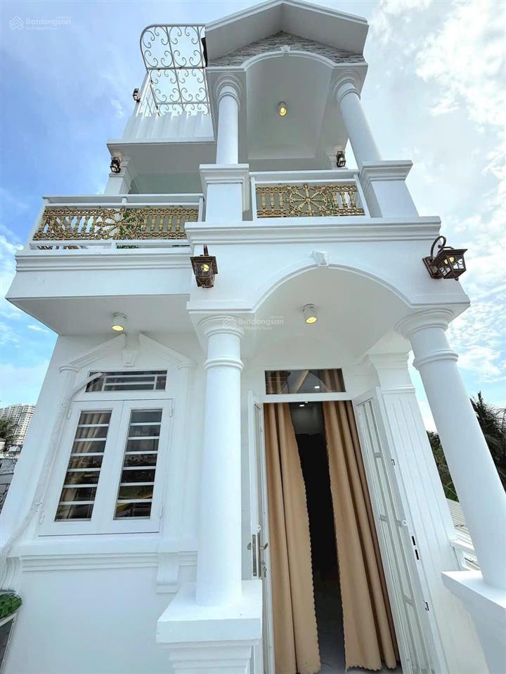 Bán nhà mặt tiền kinh doanh hẻm ôtô 1806, huỳnh tấn phát nhà bè dt 64m2 giá 8ty900tr.  0909 519 ***