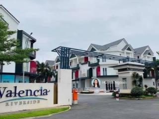 Chính chủ kẹt tiền bán gấp nhà phố trong kdc valencia tân cảng 3mặt giáp sông,dt 75m2 giá 5tỷ