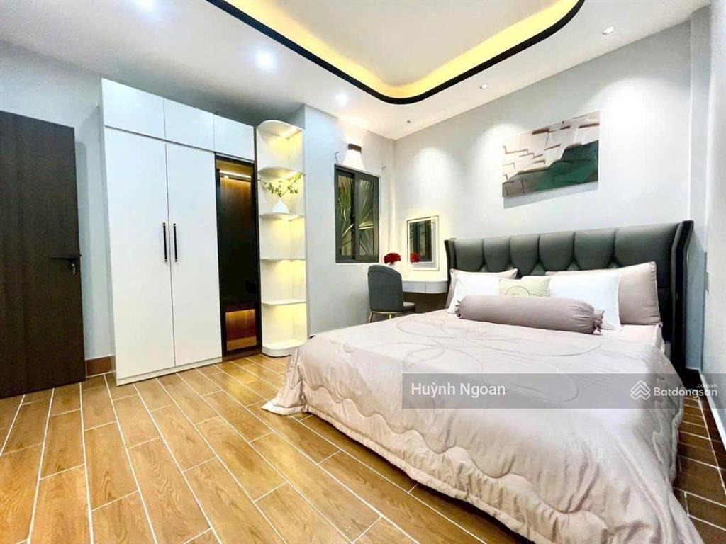 Bán nhà vườn full nội thất tuyệt đẹp dt 121m2 giá chỉ 7tỷ265 liền kề quận 7.  0909 519 ***