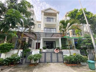 Bán biệt thự liền kế ở dự án nine south, 122.5m2 giá rẻ full nội thất giá 18tỷ300.  0909 519 ***