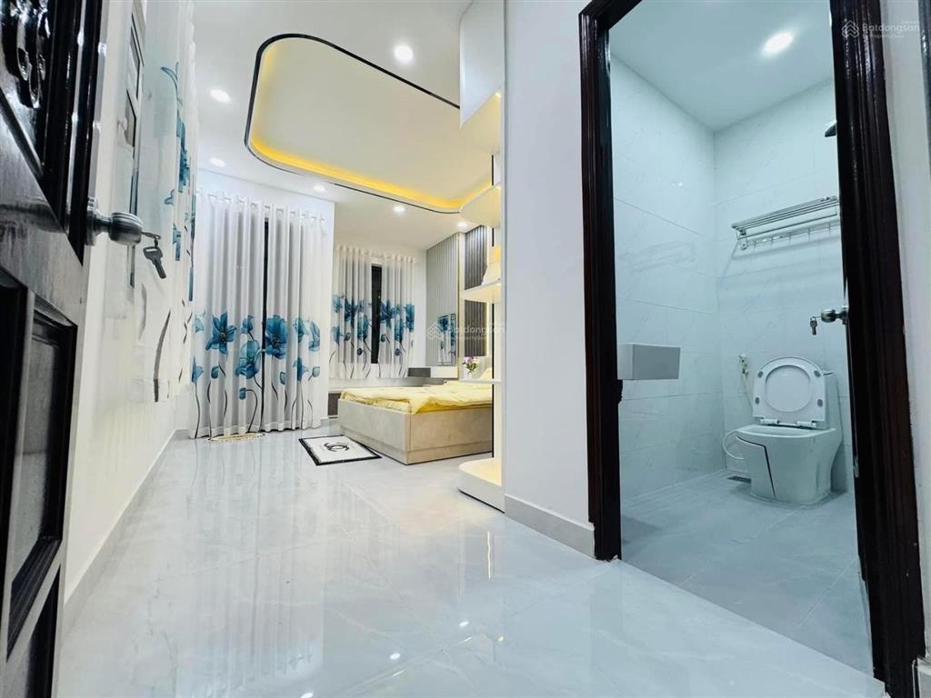 Bán nhà đường chuyên dùng 9 thông ra hẻm 1627 huỳnh tấn phát quận 7 full nội thất.  0788 911 ***