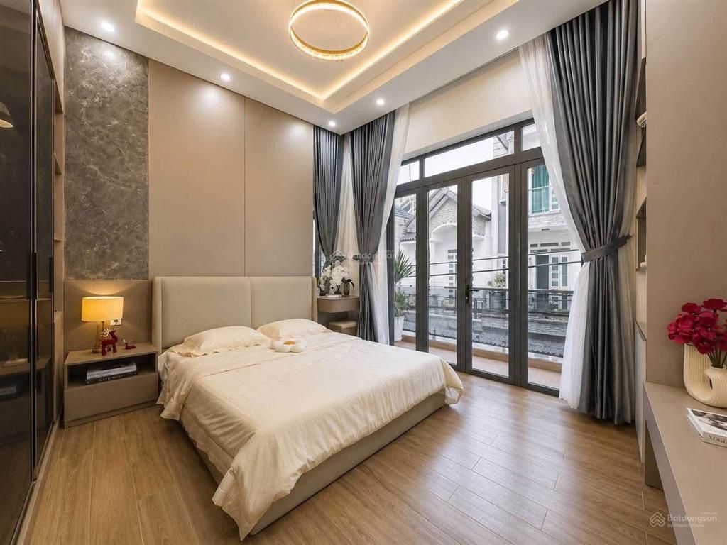 Bán nhà mặt tiền hẻm đào tông nguyên tt nhà bè 3lầu full nội thất dt 52m2 giá 7tỷ550. 0788 911 ***