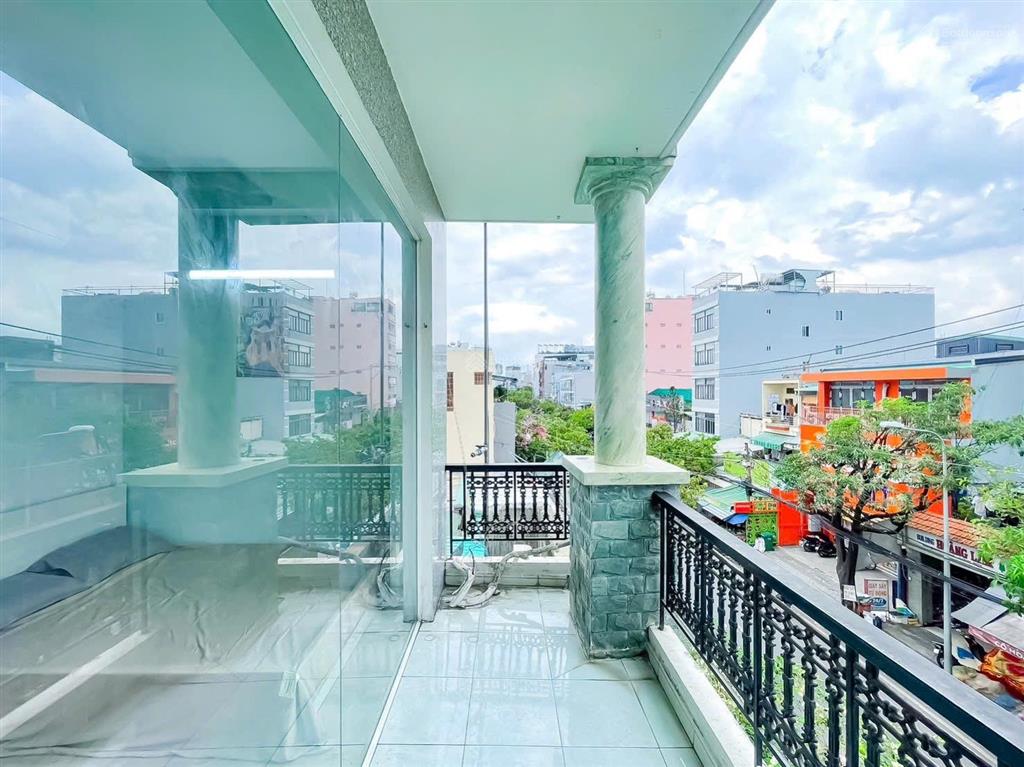 Bán nhà mặt tiền đường lý phục man hàng hiếm 6tầng thu nhập 40tr/th giá bán 17tỷ900.  0909 519 ***