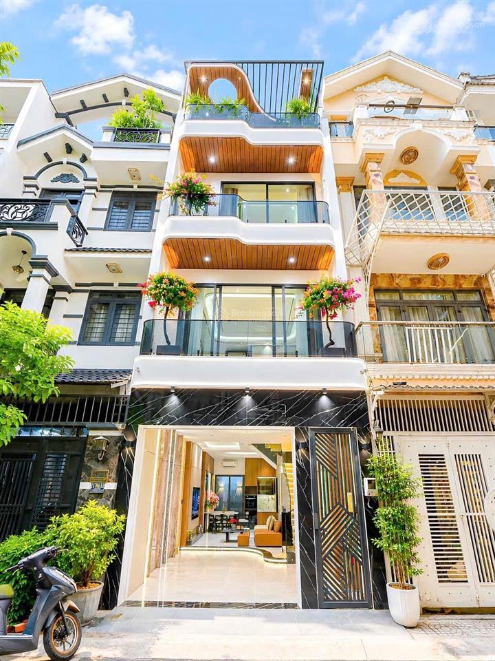 Bán nhà phố hiện đẹp full nội thất cao cấp, gần quận 7  dt 60m2 giá 9 tỷ 390.  0788 911 ***