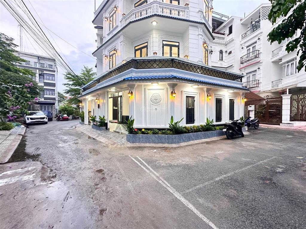 Bán nhà phố góc 2 mặt tiền kdc đồng bộ an ninh đường huỳnh tấn phátgần amelia phú mỹ hưng 8tỷ450