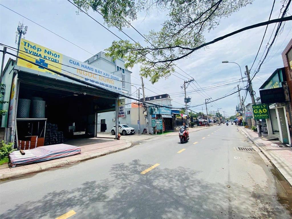 Bán đất xây biệt thự nhà vườn 200m2 giá chỉ 6tỷ600tr cách đường lê văn lương 100m. 0909 519 ***