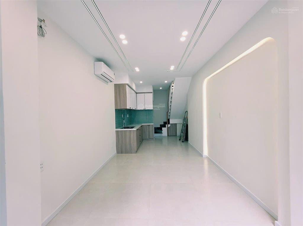 Bán nhà quận 7 nhà mặt tiền hẻm, ngay chợ p. tân hưng cách đường trần xuân soạn 250m.  0788 911 ***