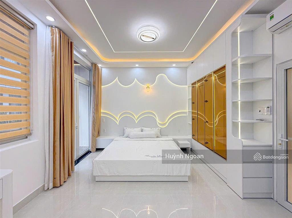 Bán nhà hẻm xe hơi đường gò ô môi, quận 7 dt 60m2 cạnh kdc phú mỹ hưng giá 9tỷ960tr. 0909 519 ***