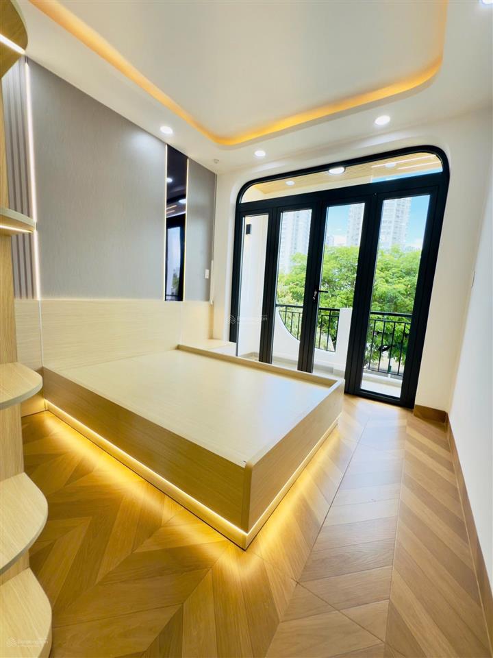 Nhà mặt tiền đường chính lò gốm  tiện kinh doanh mọi ngành nghề dt 52m2 giá 7tỷ979.  0909 519 ***9
