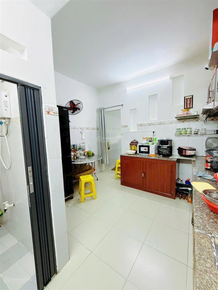 Nhà kiên cố khu vip âu dương lân hẻm xe hơi né nhau 2tầng ngay chợ rạch ông cầu chữ y. 0909 519 ***