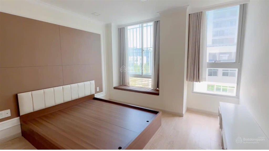 Căn hộ starhill ngay trung tâm phú mỹ hưng đối diện trường đinh thiện lý dt 151m2 giá chỉ 14tỷ
