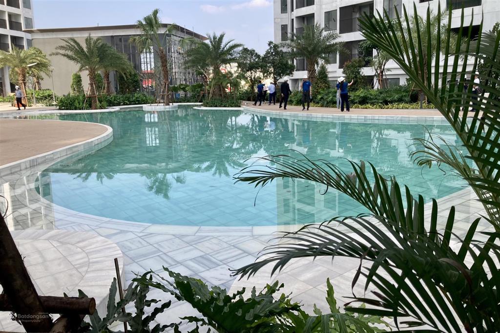 2pn  1wc 52m2, view công viên  hồ bơi tòa t2 chỉ 2.14 tỷ (70%) nhận nhà tháng 10  2026