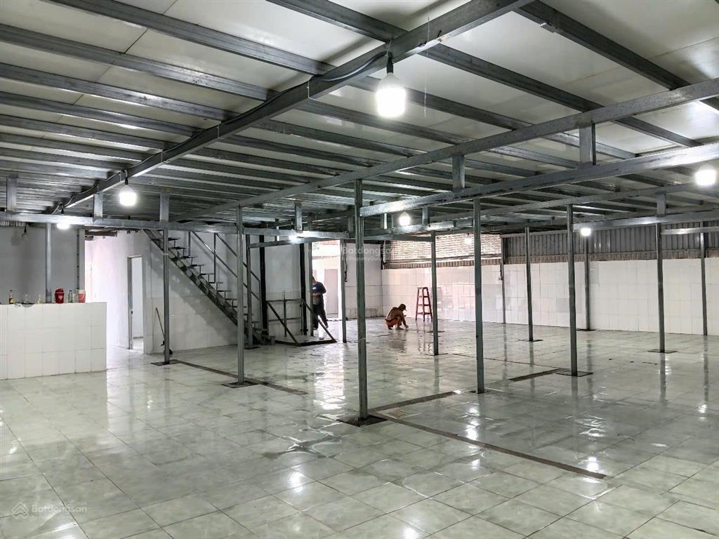 550m2 giá 31tr/t, nhà kho  văn phòng, cách gò vấp 300m, đường nhựa 12m , xe tải lớn