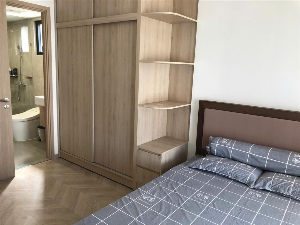 Bán nhanh căn 2pn căn góc block d, masterise quận 9, sổ sẵn. full nội thất. 4,8 tỷ