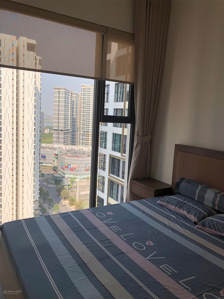 Bán nhanh căn 2pn căn góc block d, masterise quận 9, sổ sẵn. full nội thất. 4,8 tỷ