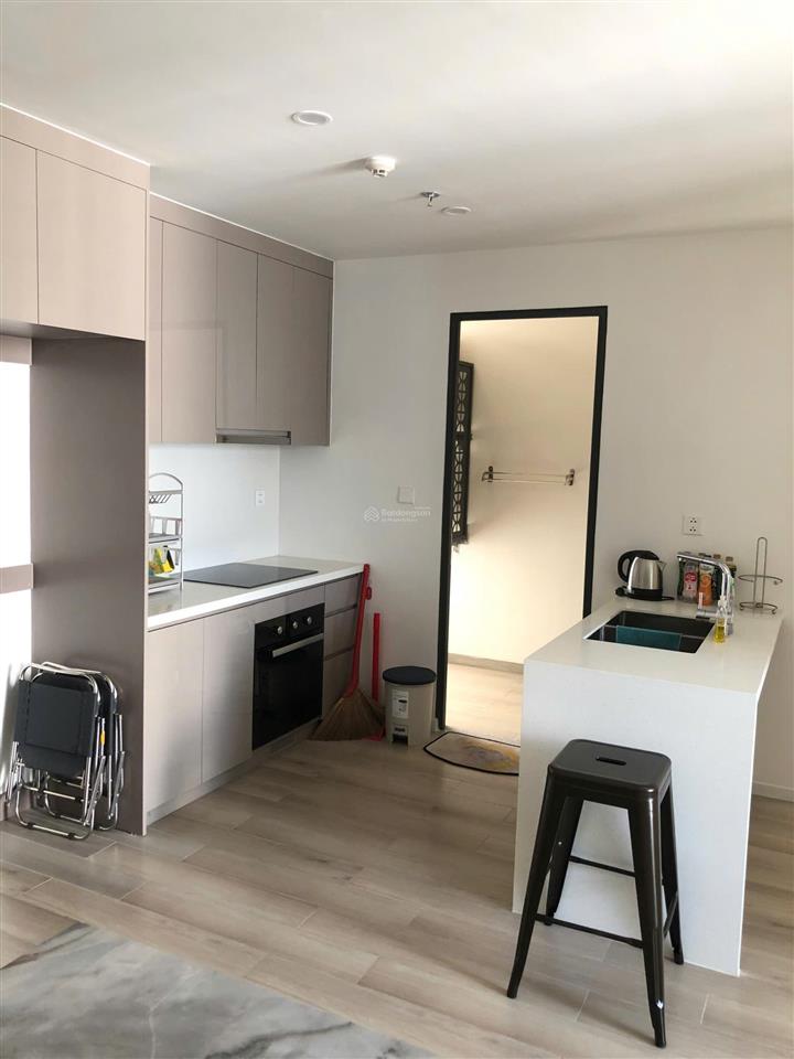 Bán nhanh căn 2pn căn góc block d, masterise quận 9, sổ sẵn. full nội thất. 4,8 tỷ