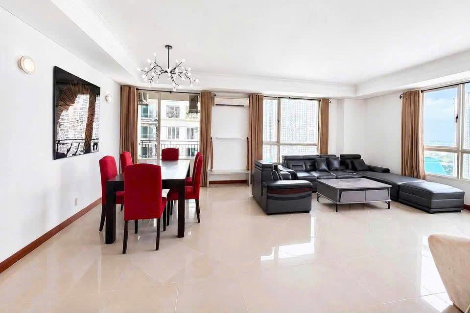 Cho thuê 3 phòng ngủ, view thoáng tuyệt đẹp, nội thất cao cấp giá 23 triệu/tháng