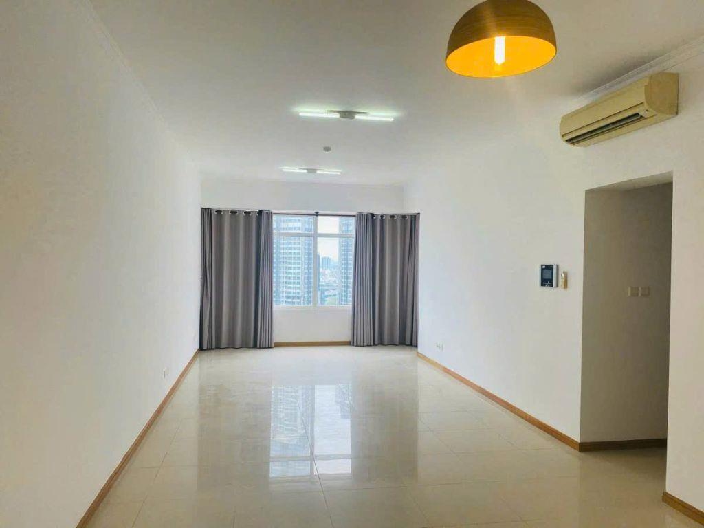 Cho thuê căn hộ saigon pearl, 3 phòng ngủ, lầu cao view đẹp, nội thất cơ bản giá 26 triệu/tháng