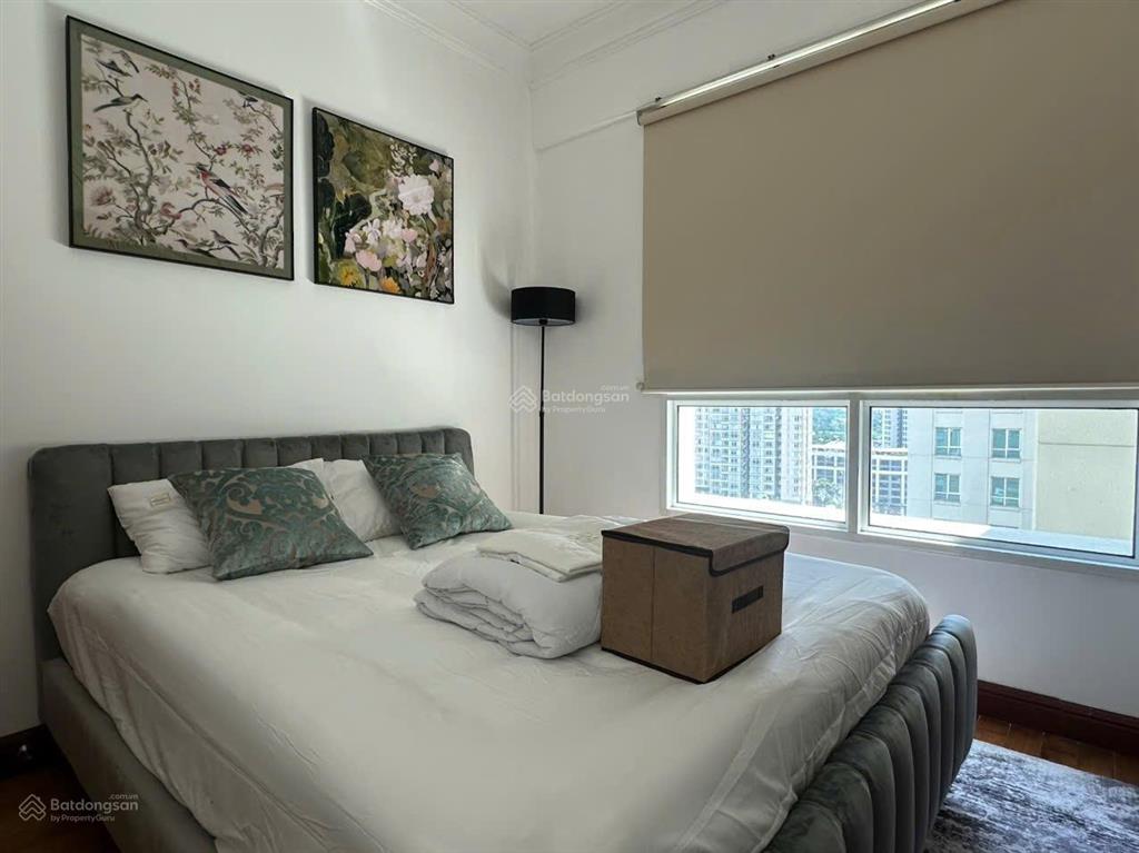 Bán căn hộ chung cư the manor, 2 phòng ngủ, lầu cao view đẹp giá chỉ 8 tỷ thương lượng