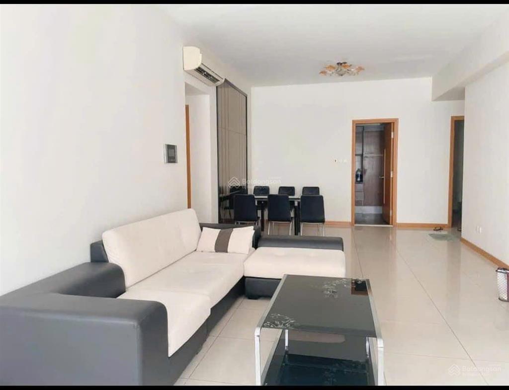 Cho thuê 2 phòng ngủ, lầu cao view sông tuyệt đẹp, nội thất cao cấp giá 24 triệu/tháng