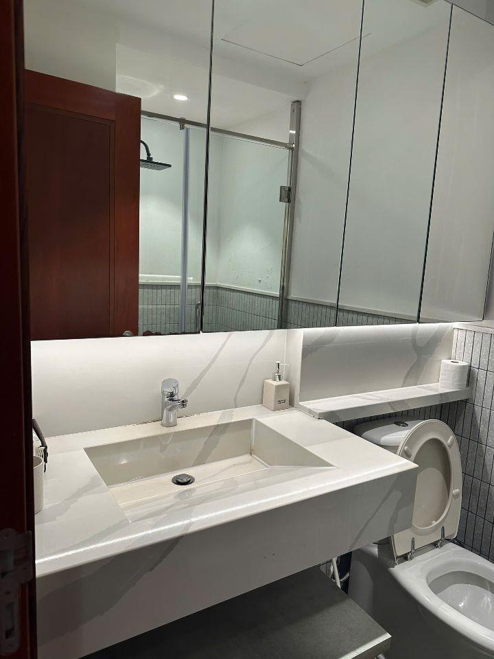 Cho thuê penthouse the manor, khách có thể vừa ở vừa làm văn phòng giá 46 triệu/tháng bao phí